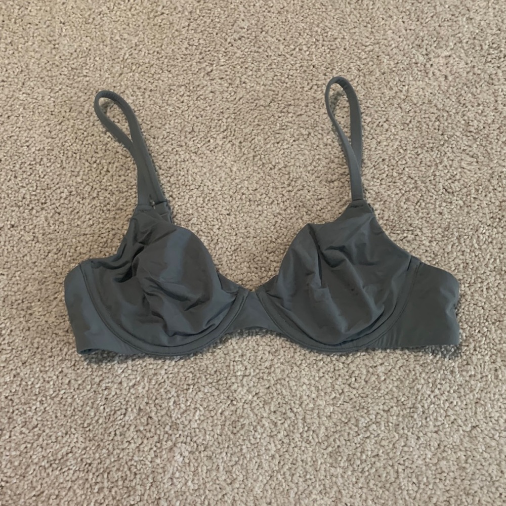Skims bra 34B dark grey